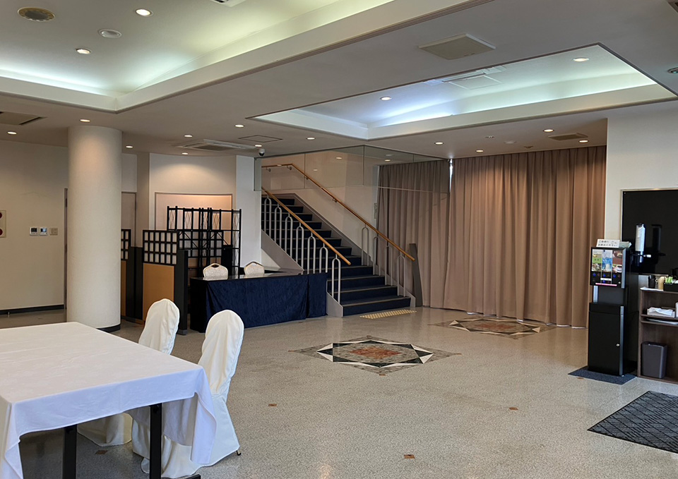 仙台市のご葬儀の斎場 花さいだん中山のロビー