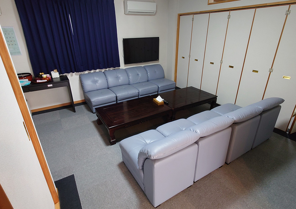 仙台市のご葬儀の斎場 花さいだん北中山の休憩室