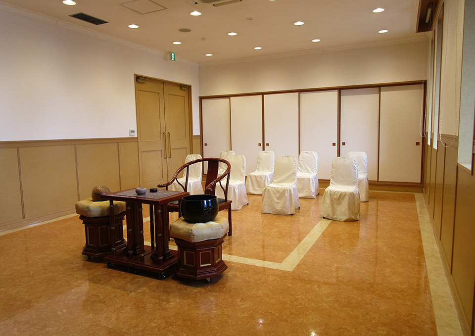 仙台市のご葬儀の斎場 花さいだん愛子の小ホール