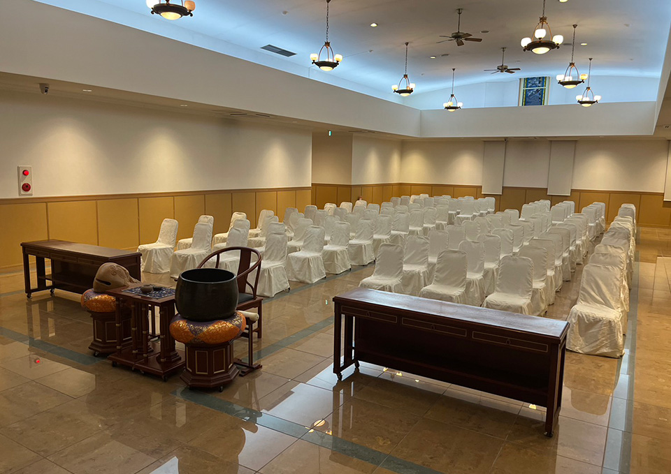 仙台市のご葬儀の斎場 花さいだん愛子の大ホール