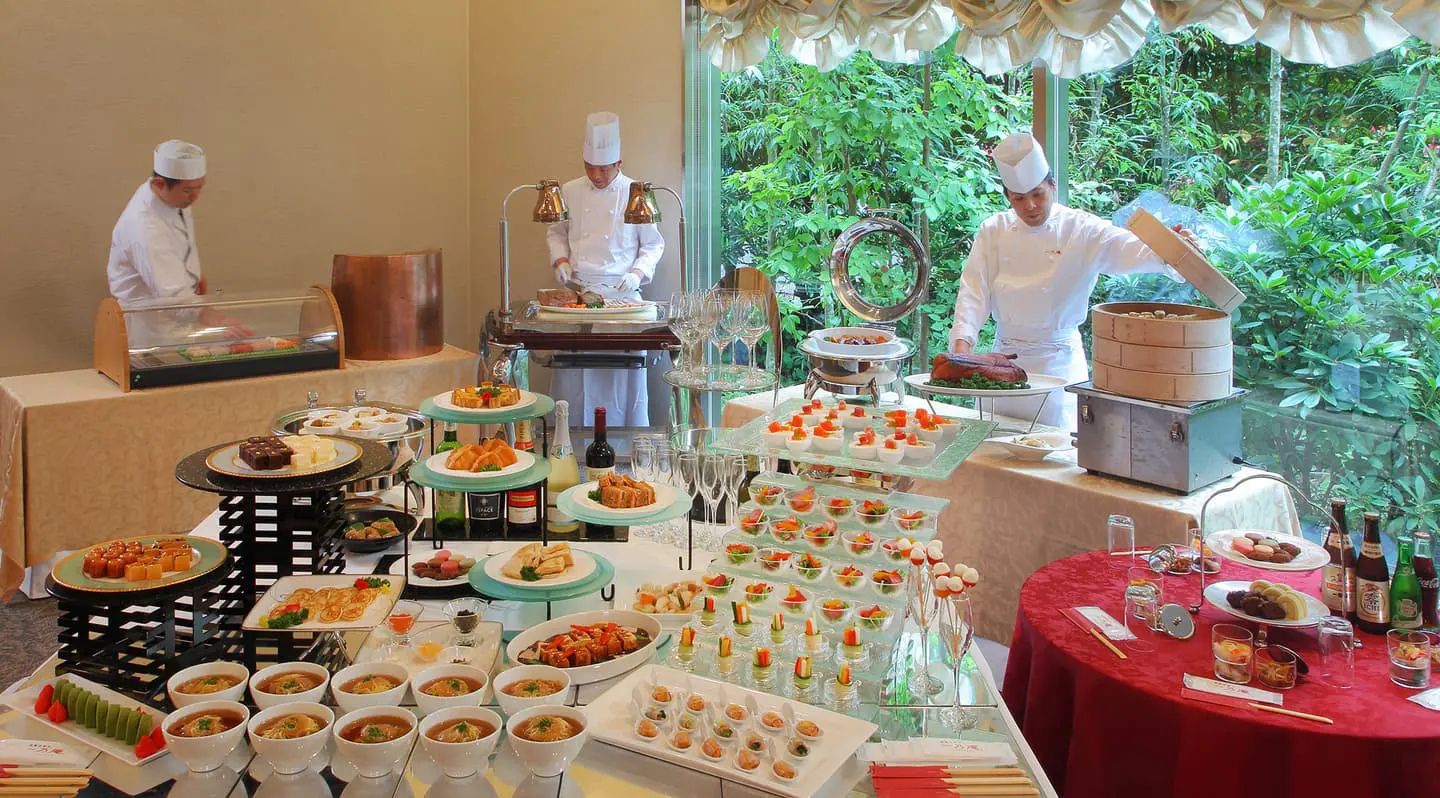 仙台市の花さいだんが提供するお通夜・告別式の料理とシェフの画像