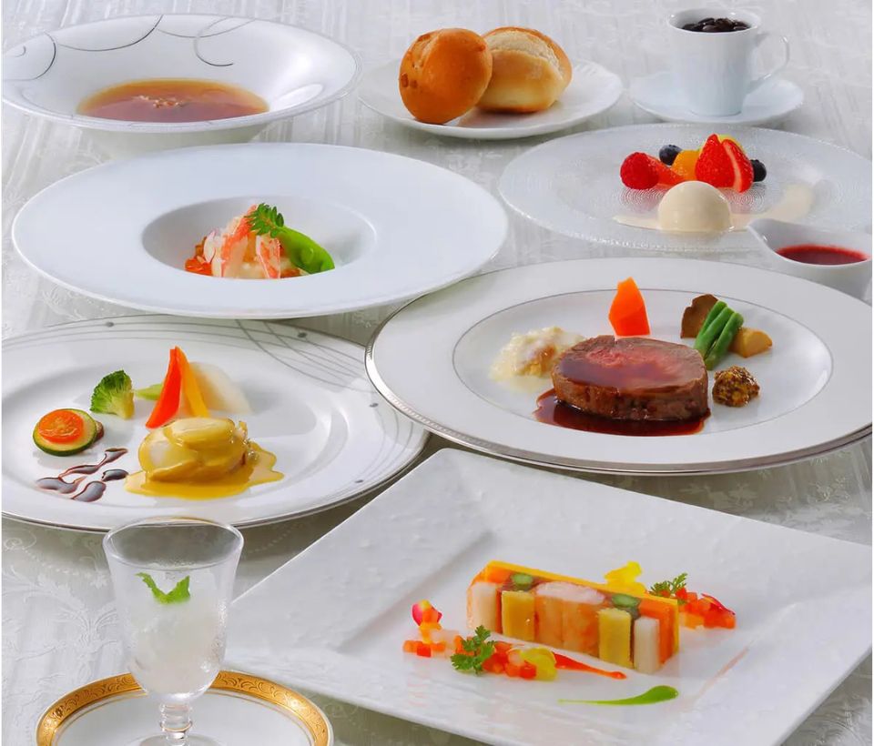 仙台市の花さいだんが提供しているお通夜料理の画像